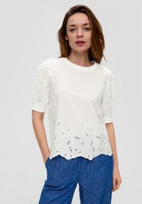 s.Oliver SEMITRANSPARENTER OPTIK - T-shirt print - creme