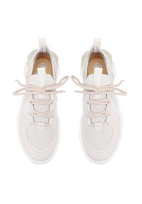 Helle beige Sportsneaker aus Mesh-Gewebe, mit runder Zehenpartie, Gummisohle und auffälliger Schnürung. Auf der Zunge befindet sich ein kleines Logo.