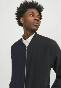 Jack & Jones Bomberjacks - black