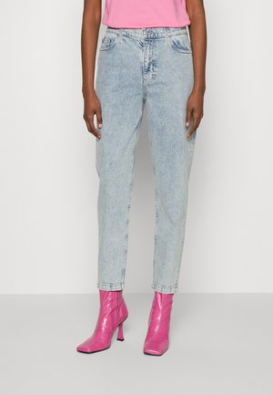 MOM - Jeansy Relaxed Fit - denim light