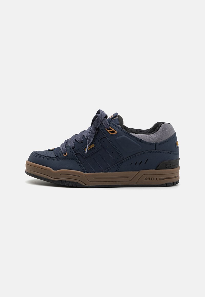 Globe FUSION - Riedlenčių batai - navy/grey