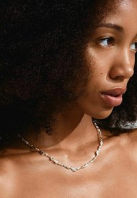Thumbnail Image 2