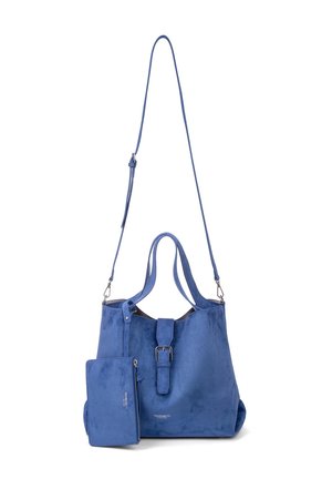 Borsa a tracolla in pelle scamosciata blu con fibbia frontale, due manici corti, tracolla lunga regolabile e pochette con zip abbinata e removibile.