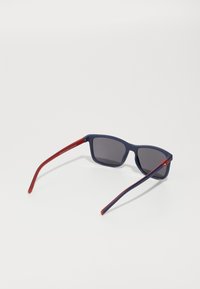 Tommy Hilfiger UNISEX - Ochelari de soare - blue