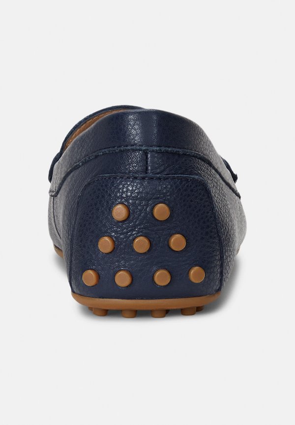 BARNSBURY PEBBLED LEATHER DRIVER - Moccasins2