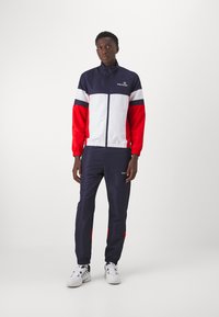 Sergio Tacchini - LIBERA SET - Verryttelypuku - navy/adrenaline rush Pienoiskuva 1