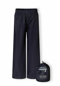 Zwarte opvouwbare broeken van waterdicht materiaal, met een elastische tailleband en een bijpassende opbergzak met productdetails.