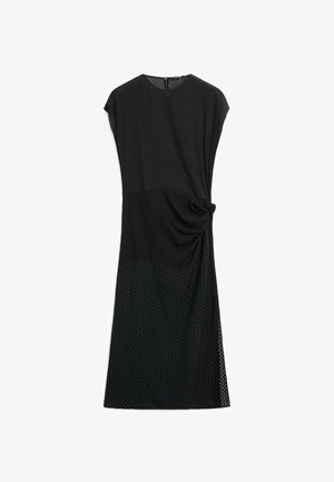 Abito midi nero con maniche a cappuccio, tessuto testurizzato e dettaglio a nodo arricciato sul lato destro in vita.