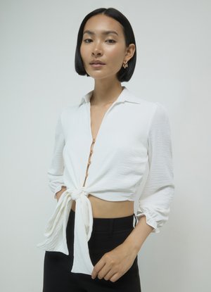Calliope CROP CON NODO - Camicia - bianco lana