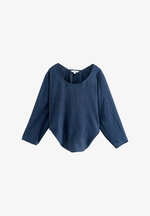 Mörkblå, texturerad topp med bred halsringning och långa ärmar, utformad med en avslappnad passform och subtila vertikala linjer.