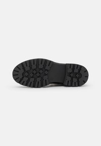 ONLY SHOES Botas para la nieve - black
