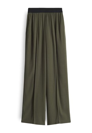 OPUS PANTS, MID RISE LONG WIDE FIT - Stoffhose - olive leaf