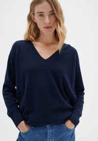 InWear - LUKKA V-NECK PREMIUM - Džemperis - marine blue Miniatiūros vaizdas 1