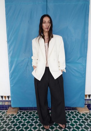 Mango ADULT - Pantalon classique - black