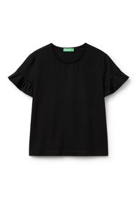 Camiseta corta de manga corta negra hecha de una tela suave, presenta un escote redondo y acentos de volantes en las mangas. Textura suave, ajuste casual.