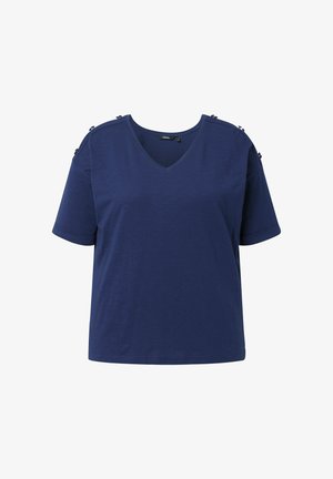 Granatowy T-shirt z krótkim rękawem i dekoltem w serek z ozdobnymi guzikami na szwach ramion.