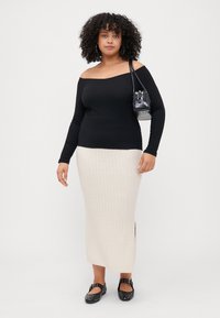 ONLY Carmakoma CARJEANETT LIFE SKIRT - Ozko oprijeto krilo - birch