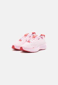 Nike Performance INTERACT RUN SE jasnoróżowy