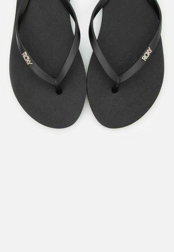 VIVA IV - Pool shoes2