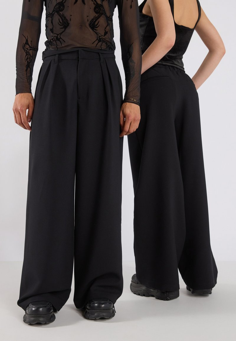 YOURTURN UNISEX - Tygbyxor - black