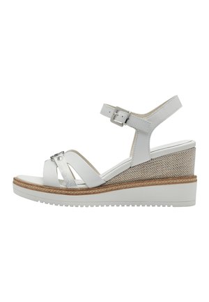Tamaris Plateausandalette - white