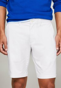 Tommy Hilfiger - BROOKLYN  - Shorts - th optic white Thumbnail Image 1