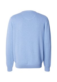 Jasnoniebieski dziany sweter z okrągłym dekoltem, długimi rękawami oraz ściągaczami przy mankietach i u dołu. Gładka faktura i prosty design.