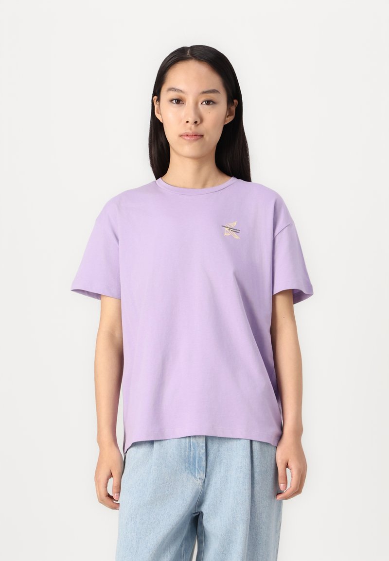 Marc O'Polo DENIM - PLACED PRINT THEME - T-Shirt print - wild orchid, Vergrößern