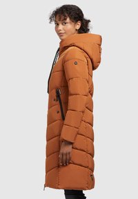 khujo MIKIA - Talvitakki - orangebraun