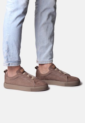 Toni Pons, DORCA - Chaussons - taupe