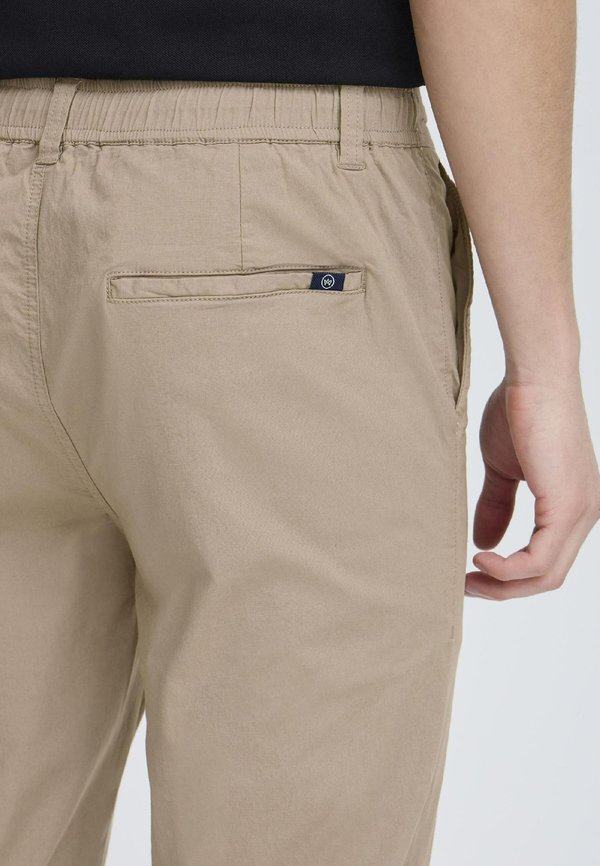 SIERO - Chinos - fungi4