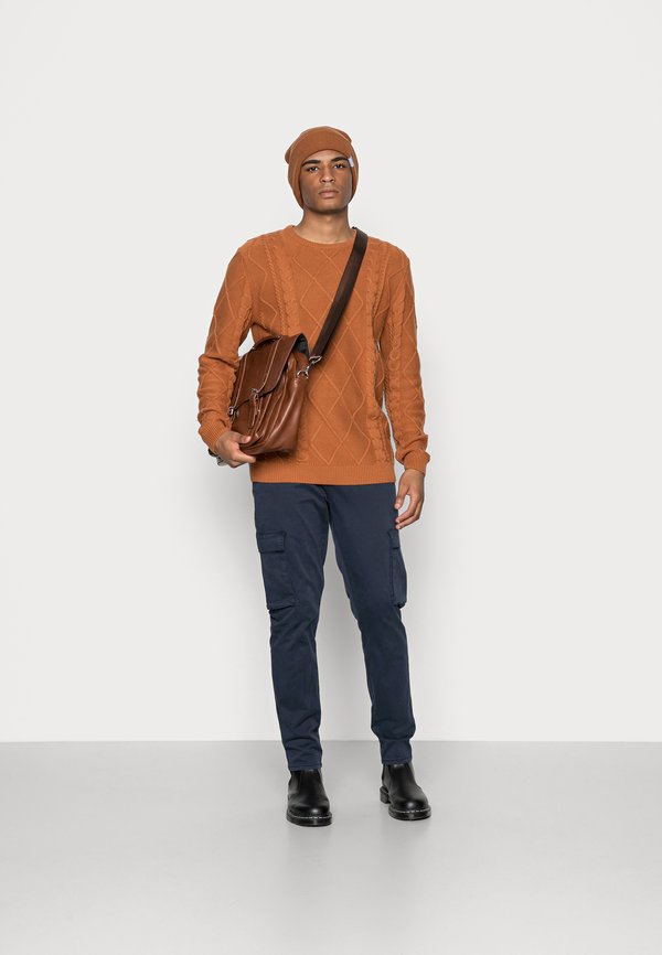 SDTerence - Jumper - roasted pecan3