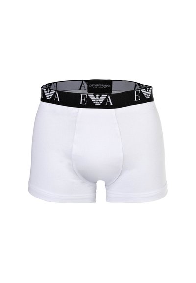 Ανδρικά boxer brief σε λευκό χρώμα με μαύρη ελαστική ζώνη μέσης, που φέρει τα λογότυπα και τη σήμανση της Emporio Armani.
