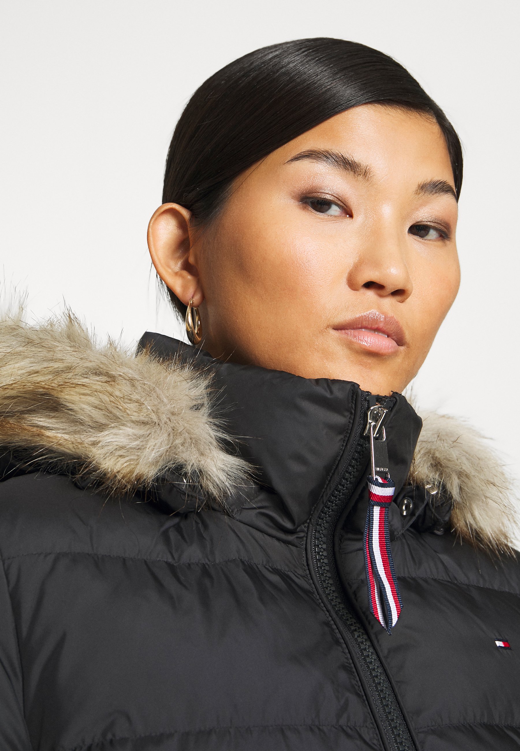 tommy hilfiger boxy down jacket