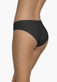 Czarne figi hipsterskie o gładkiej strukturze, z niskim stanem i minimalnymi szwami, ukazujące profil pleców modelki.