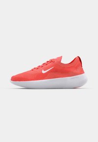 FREE 2025 - Treningssko - magic ember/white/bright crimson