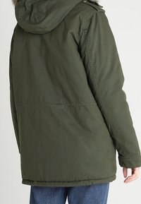 Superdry & Co Płaszcz zimowy