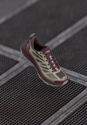 MAFATE SPEED 2 UNISEX - Sneakers basse - wild mushroom/walnut