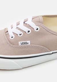 Vans AUTHENTIC - Tossud - light grey