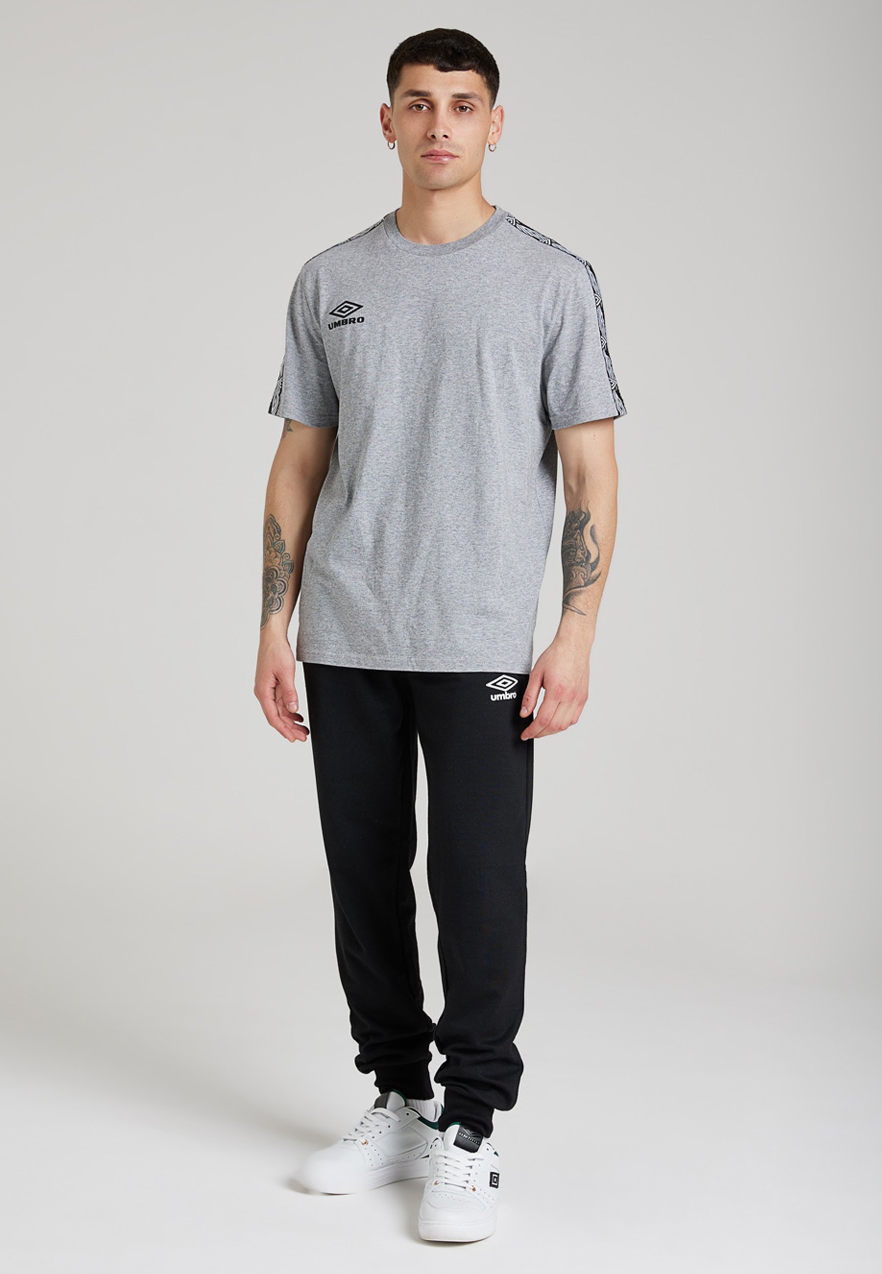 Umbro JOGGER Tracksuit bottoms black