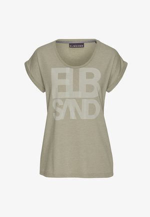 Khakifarbenes T-Shirt mit kurzen Ärmeln, rundem Ausschnitt und großen weißen Aufdruck "ELBSAND". Weicher Stoff mit lockerer Passform.
