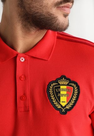 Equipación de selecciones - red