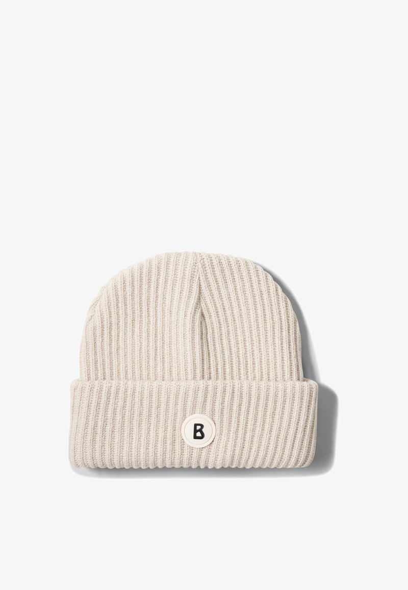 Lichtbeige gebreide beanie muts met een geribde textuur, voorzien van een opgevouwen boord en een ronde merketiket met een zwart "B" logo.