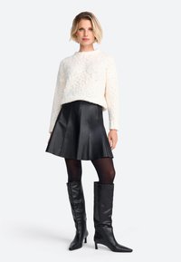 Rich & Royal MIT CREW-NECK - Neule - pearl white
