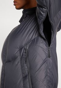 Burton LONG PARKA - Dunfrakker - true black