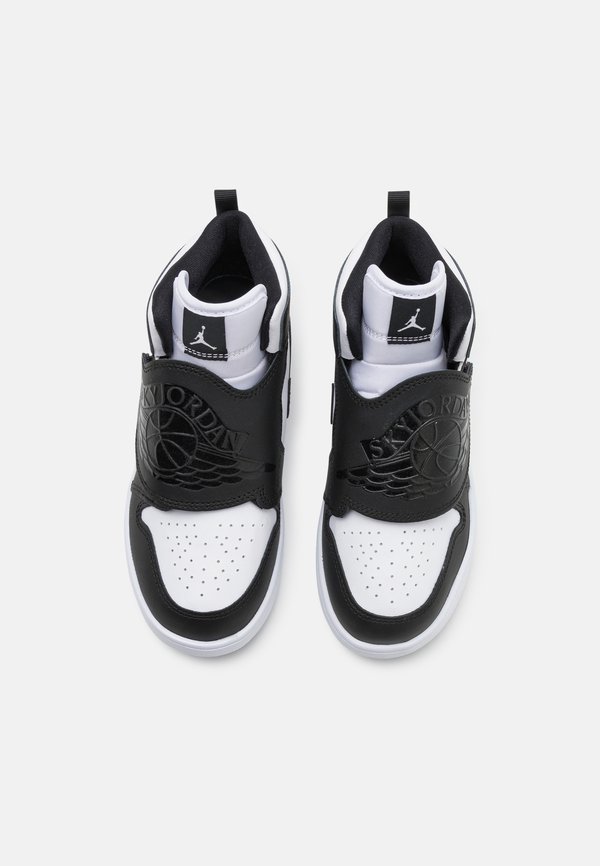 SKY JORDAN 1 UNISEX - High-top trainers4