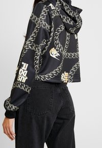 Nike Sportswear Mikina s kapucí - black