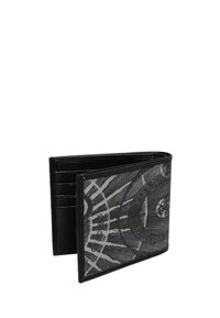 Portefeuille bifold noir avec des emplacements pour cartes et un motif gris imprimé ressemblant à un cadran sur le côté extérieur.