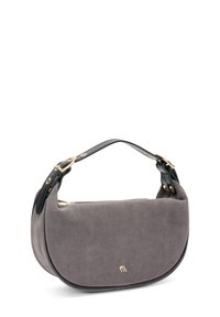 Borsa in suede grigio dalla forma rotonda, con un manico in pelle nera e dettagli in oro. Logo minore sul davanti.