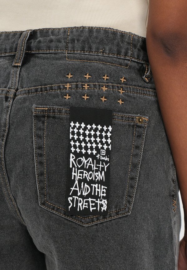 RISE N HI CINDER SLICED - Denim shorts4